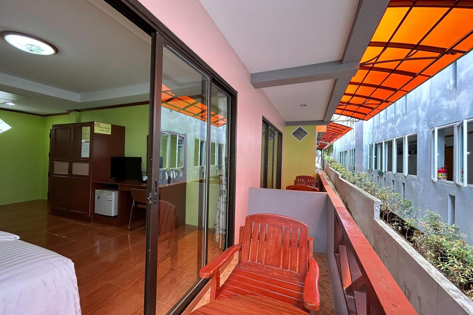 Me Mee Place & Tour Krabi Ao Nang Exterior photo