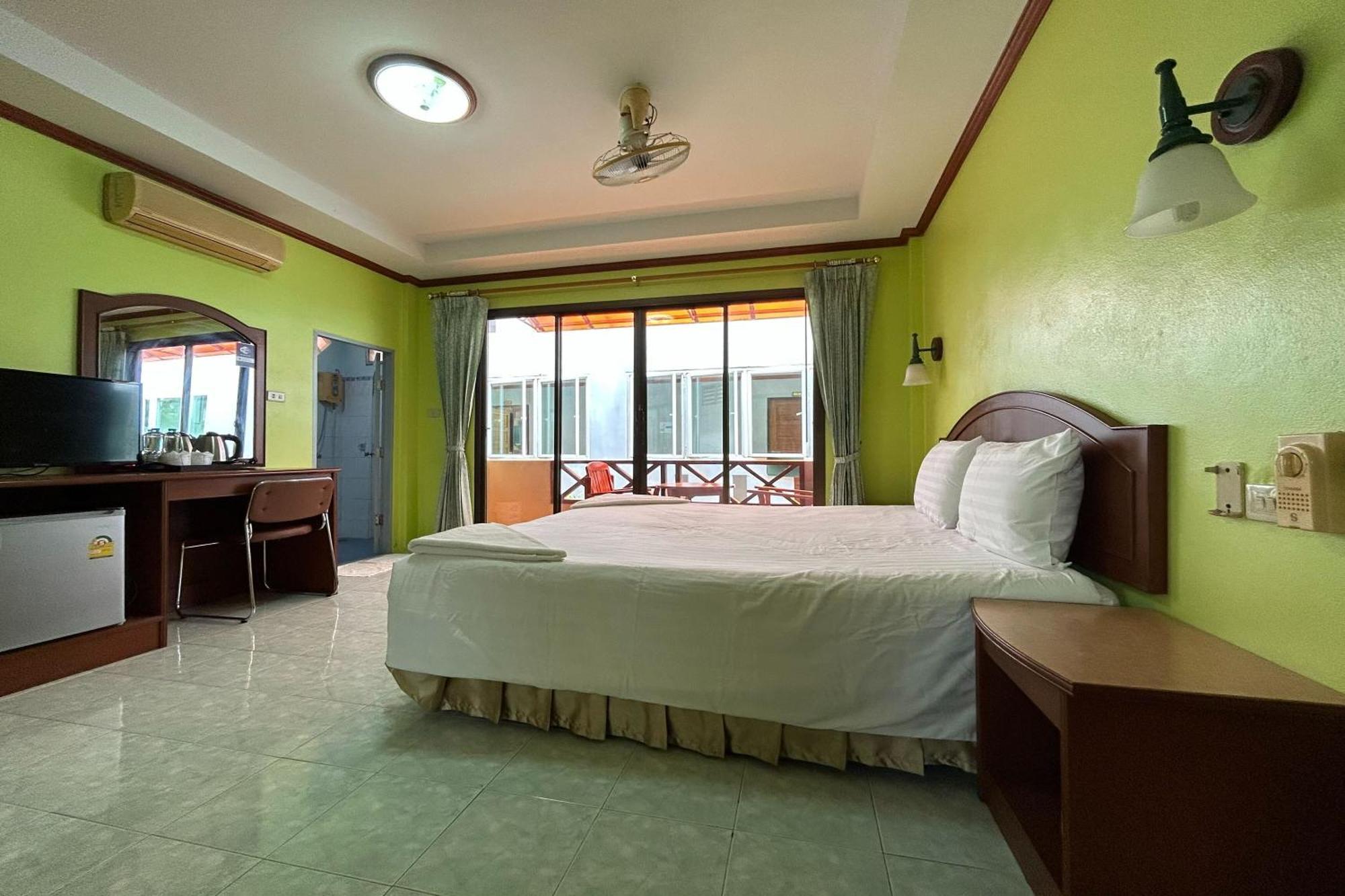 Me Mee Place & Tour Krabi Ao Nang Exterior photo