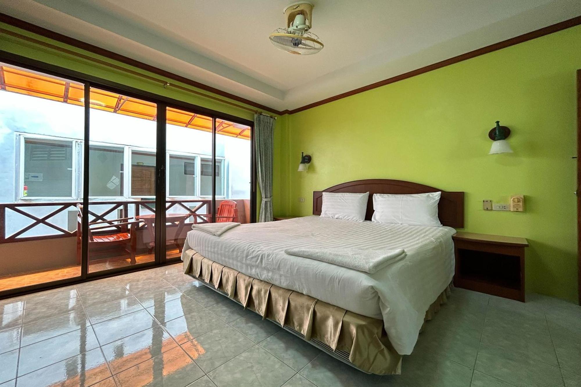 Me Mee Place & Tour Krabi Ao Nang Exterior photo