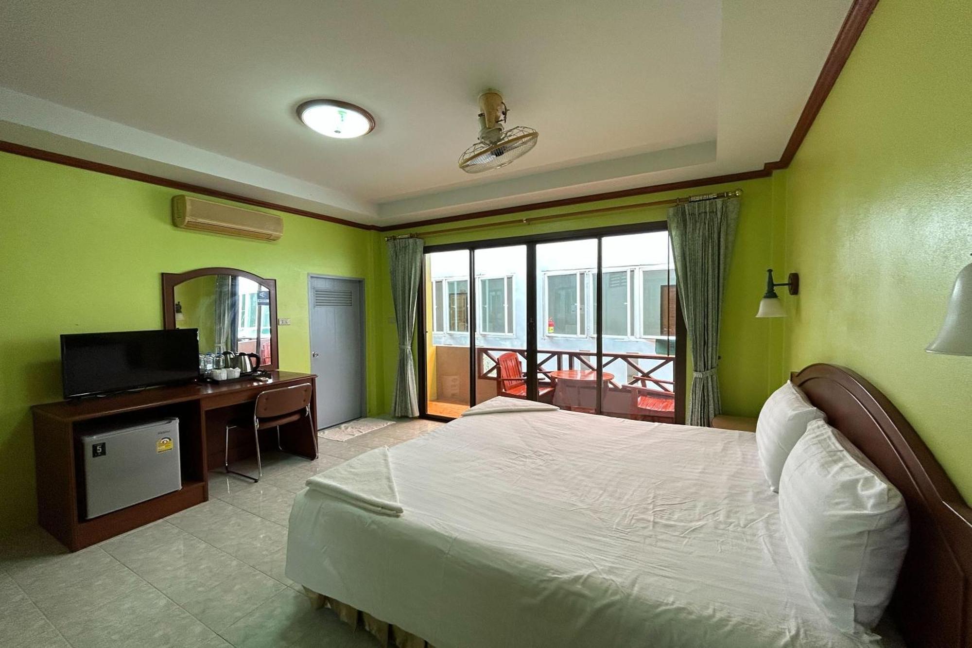 Me Mee Place & Tour Krabi Ao Nang Exterior photo
